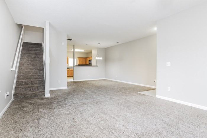 244 Commons Dr - Photo 5 of 16