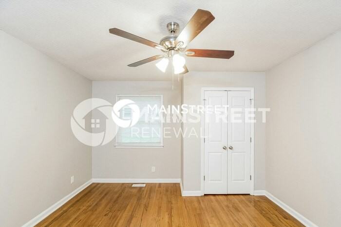 4545 Kinlock Dr - Photo 7 of 27