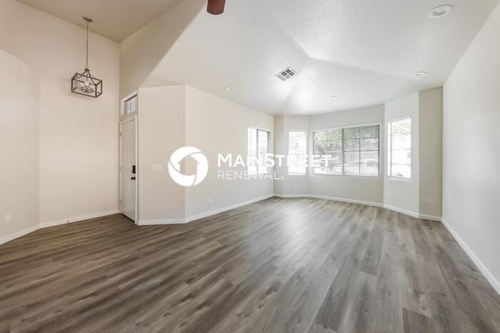 6606 W Williams St - Photo 6 of 16