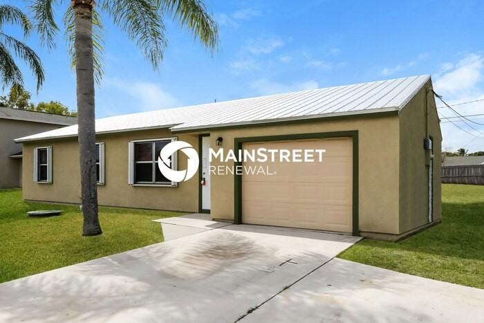 2252 Southeast Berkshire Boulevard - Photo 3 of 16