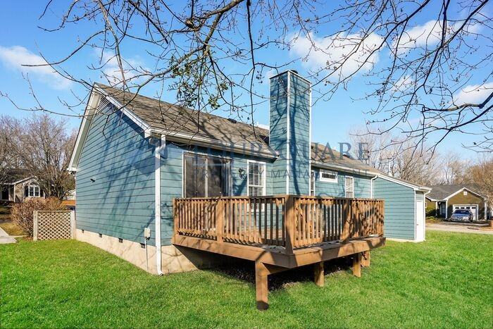 201 Heathwick Dr - Photo 4 of 22