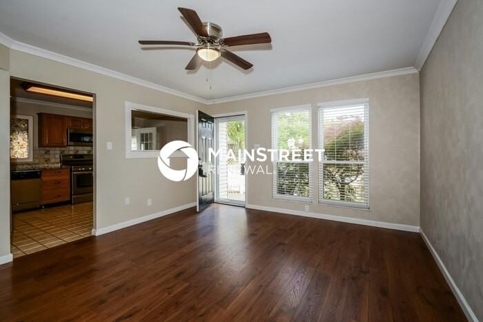 1688 Boardwalk Ave - Photo 3 of 16