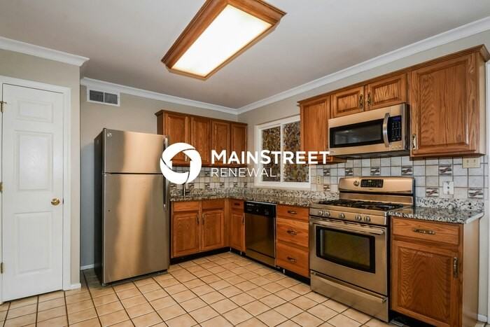 1688 Boardwalk Ave - Photo 6 of 16