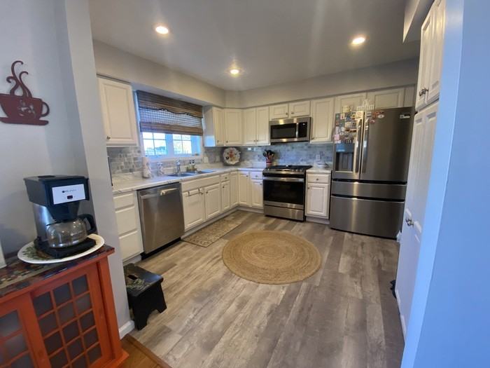 212 Edmund Street - Photo 3 of 29