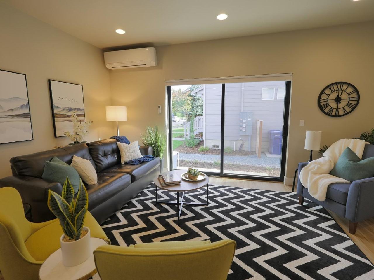 1096 East Fairhaven Avenue - Photo 7 of 18