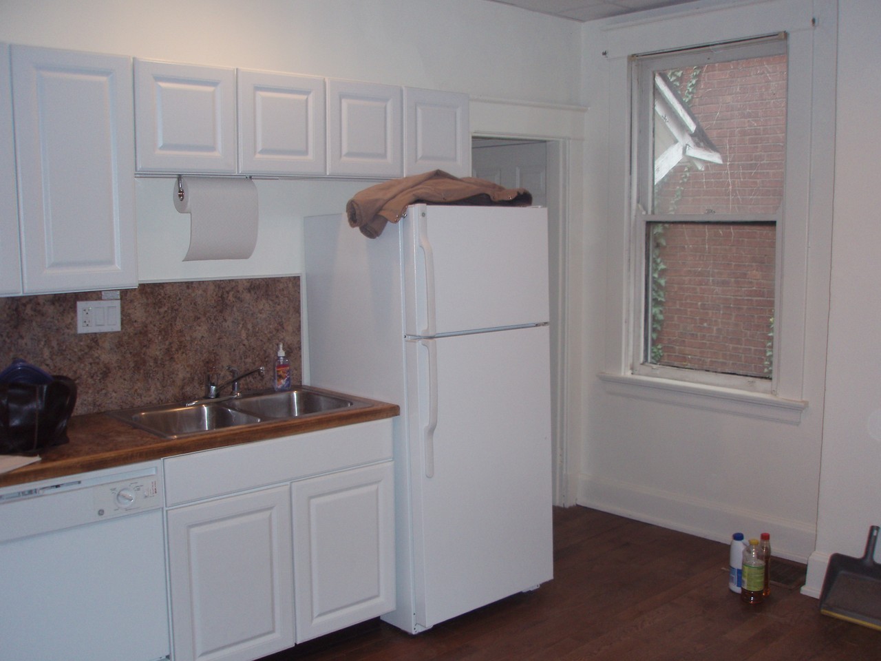 2338 Flora St #NA - Photo 4 of 9