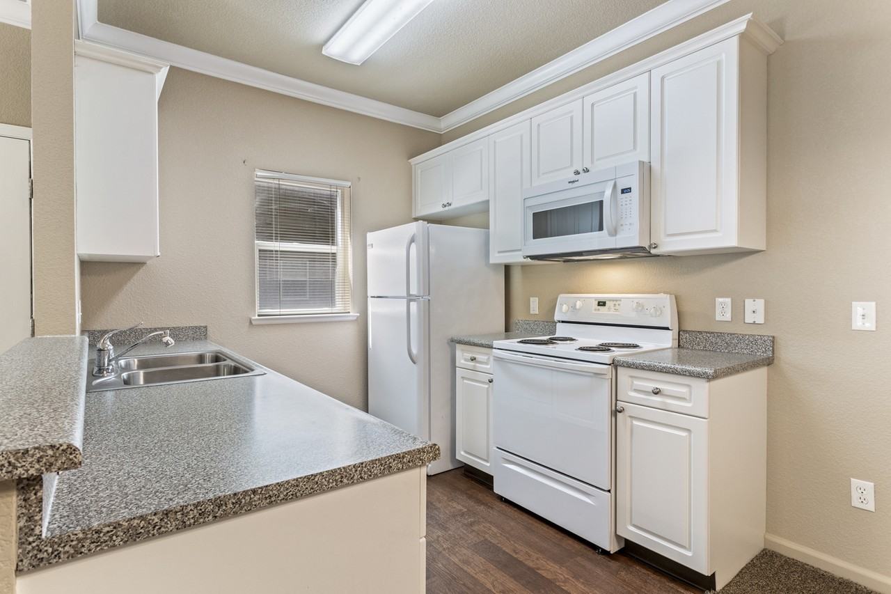 8905 Davis Road #G43 - Photo 5 of 14