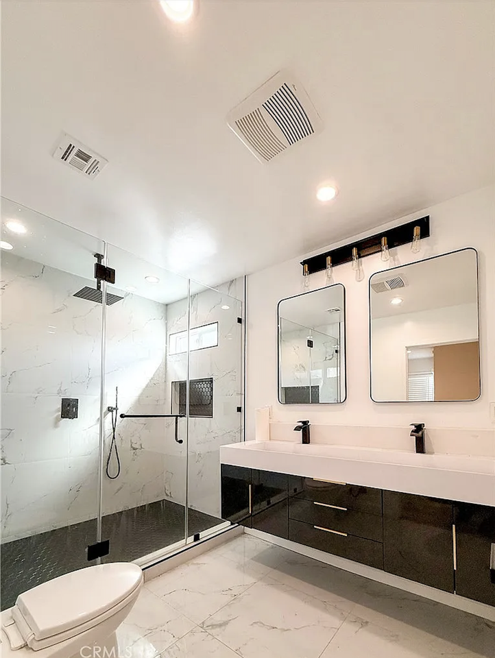 10430 Densmore Ave #NA - Photo 5 of 6