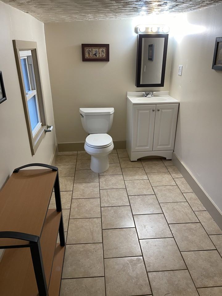 2120 West 53rd Street #UP - Photo 3 of 12