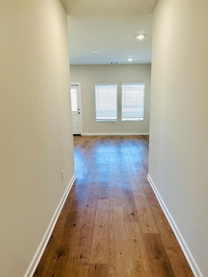 14208 Little Falls Lane - Photo 4 of 20