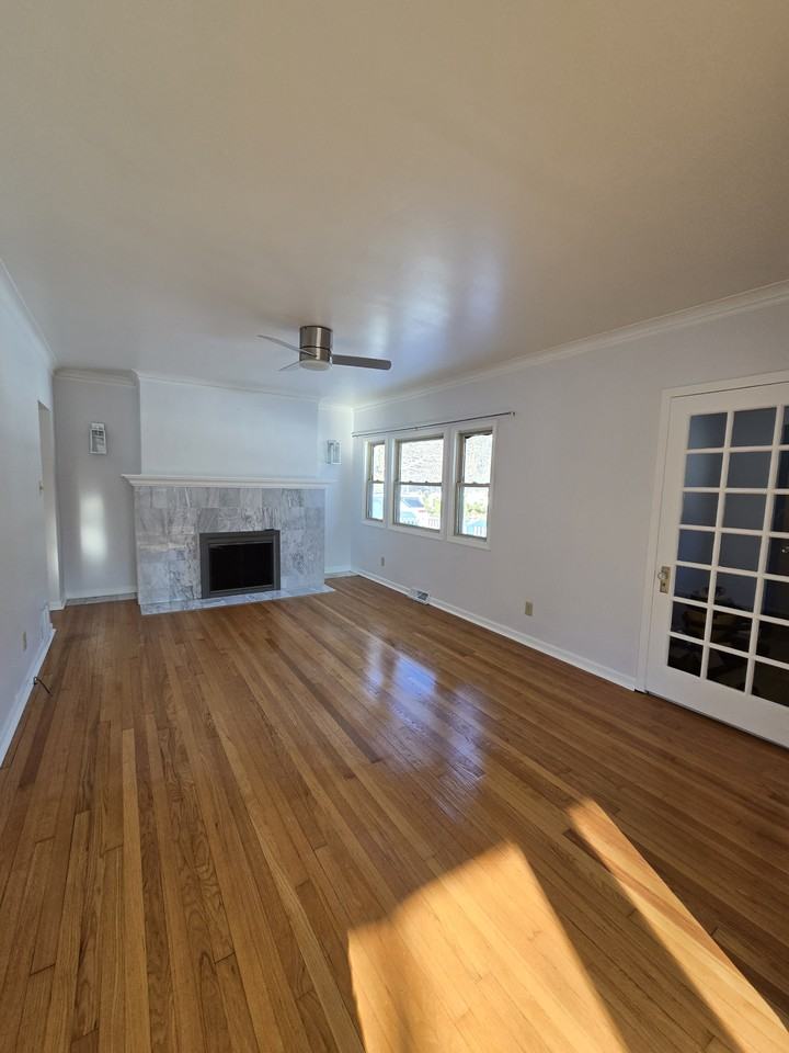 1412 South Lake Drive #NA - Photo 2 of 14