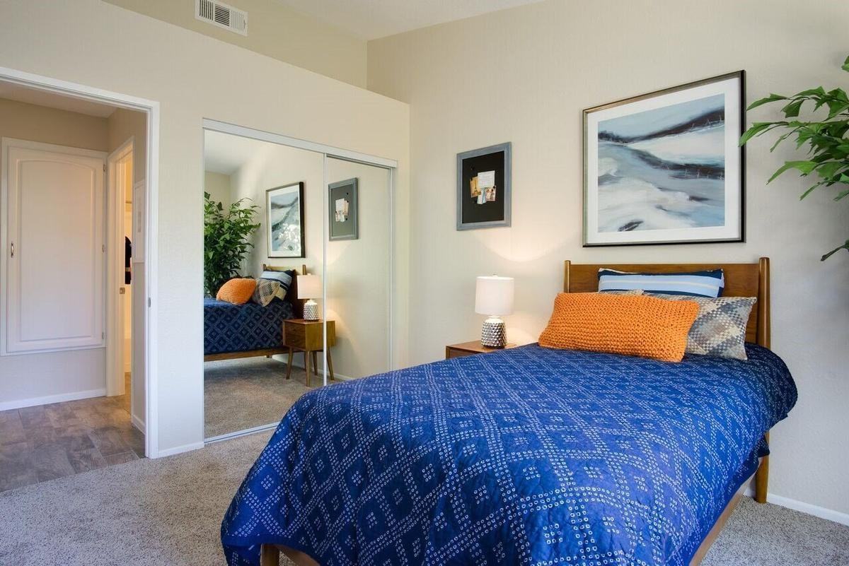 40890 Sandy Gale Ln - Photo 6 of 8