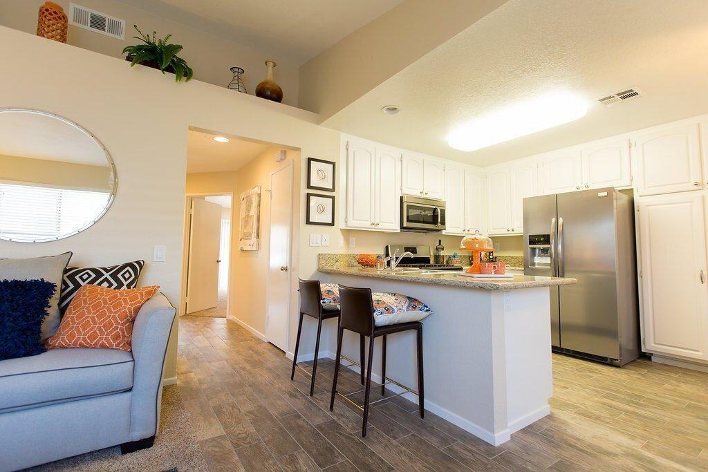 40890 Sandy Gale Ln - Photo 5 of 14