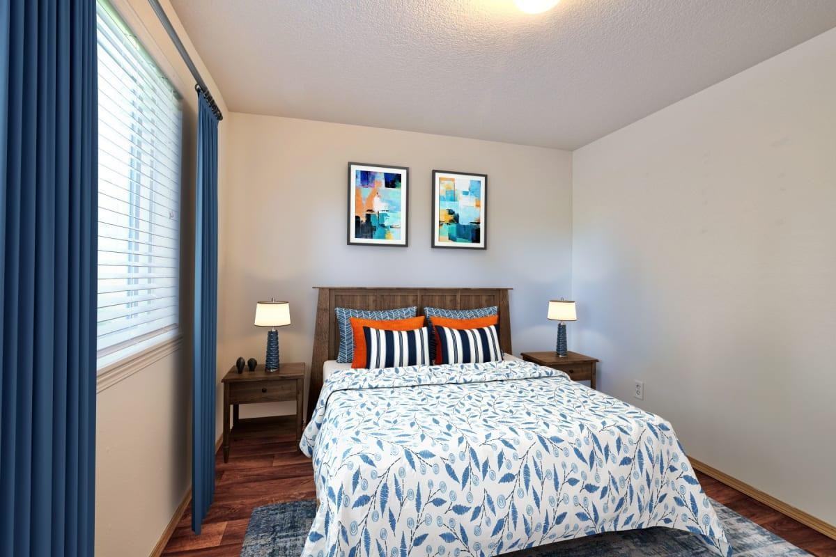 4290 Addy St - Photo 7 of 37