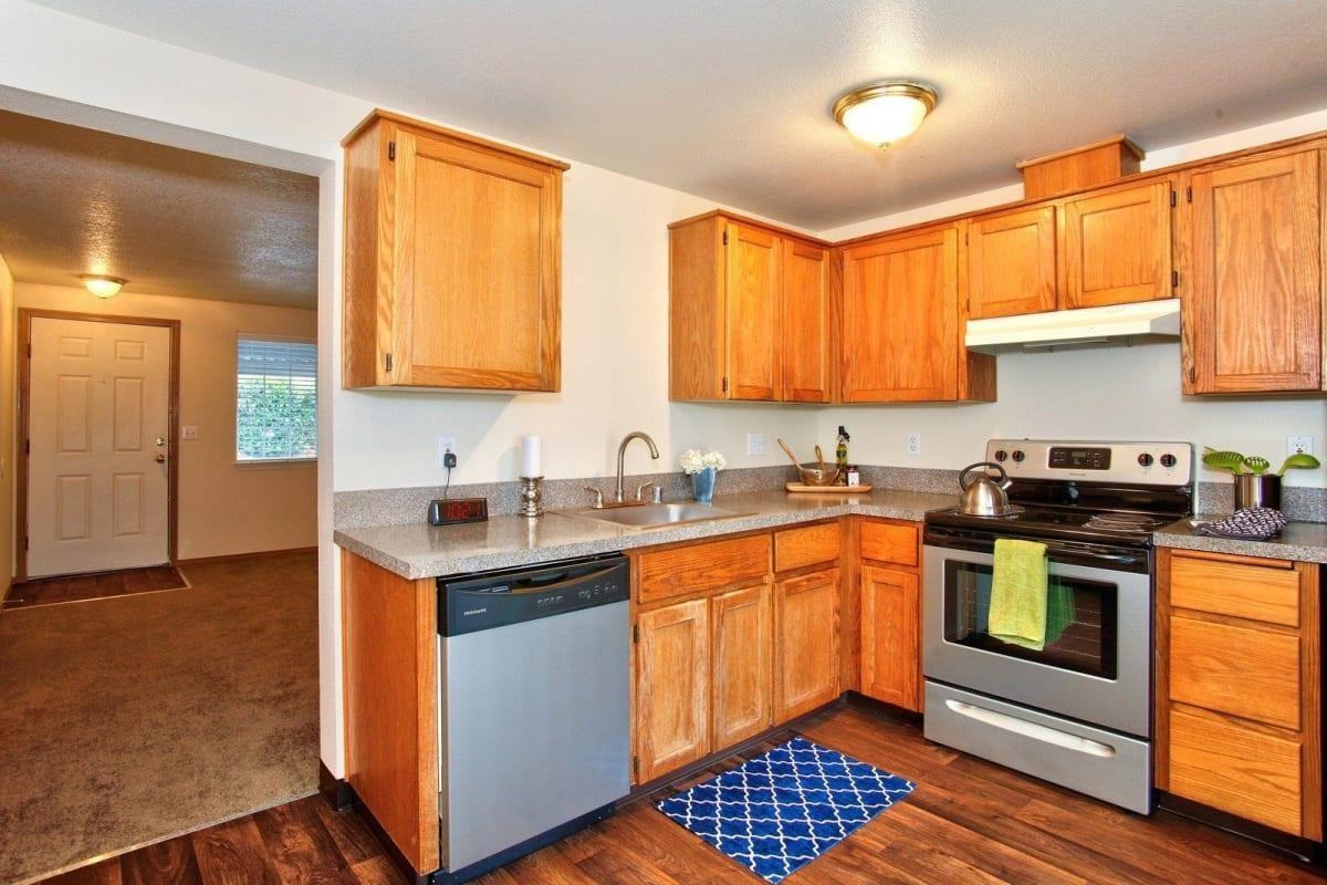 4290 Addy St - Photo 7 of 37