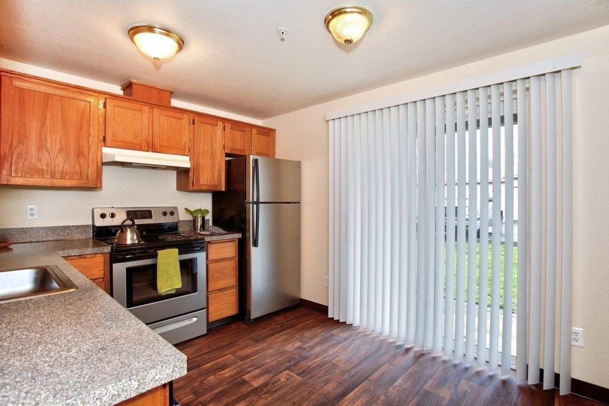 4290 Addy St - Photo 7 of 37