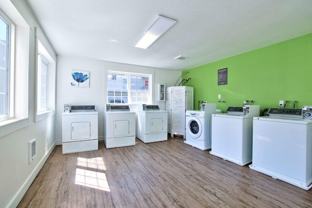 4290 Addy St - Photo 1 of 1