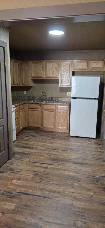 407 N Highland St - Photo 4 of 14