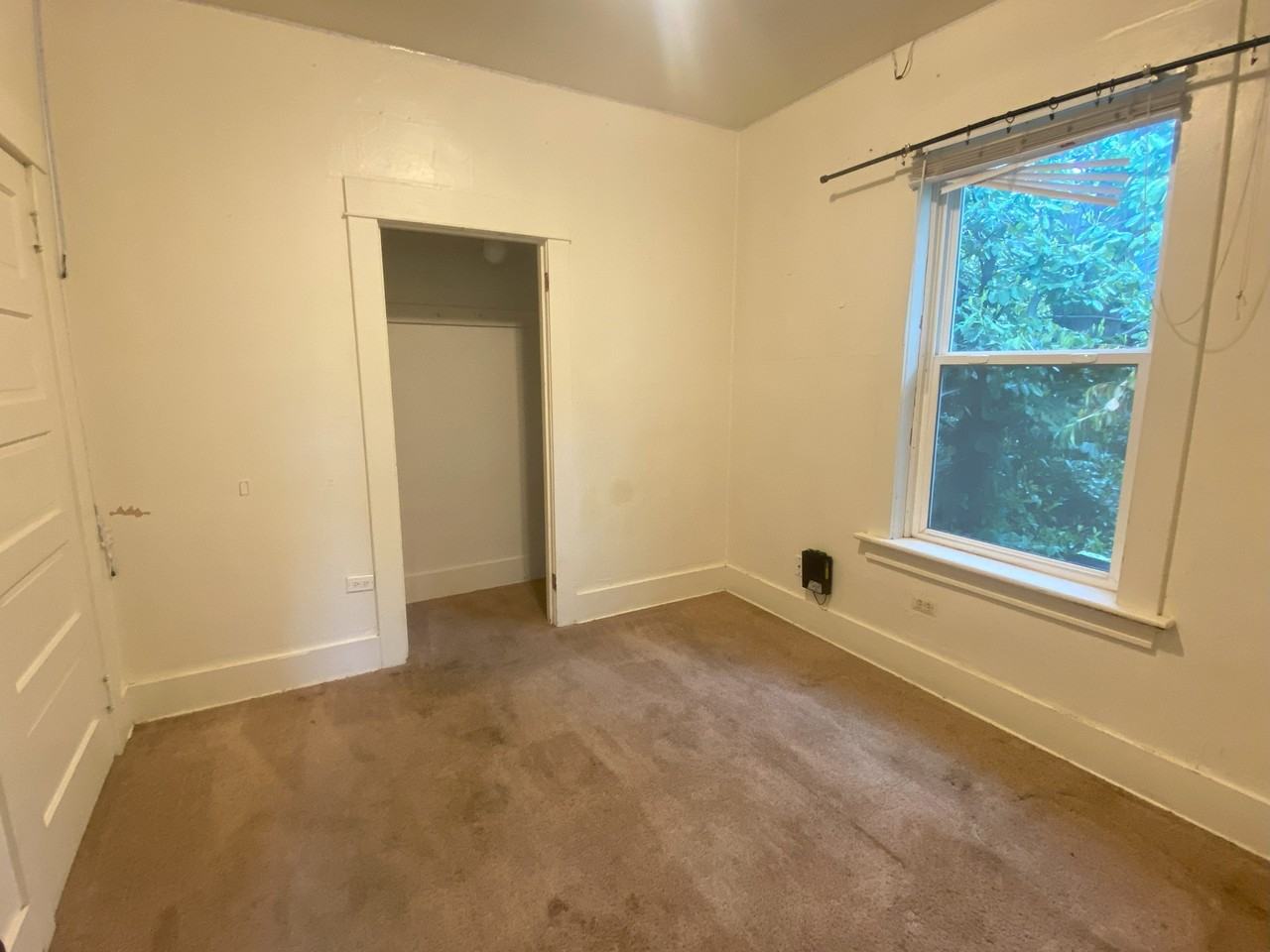 6646 Sw Capitol Hwy #4 - Photo 3 of 20