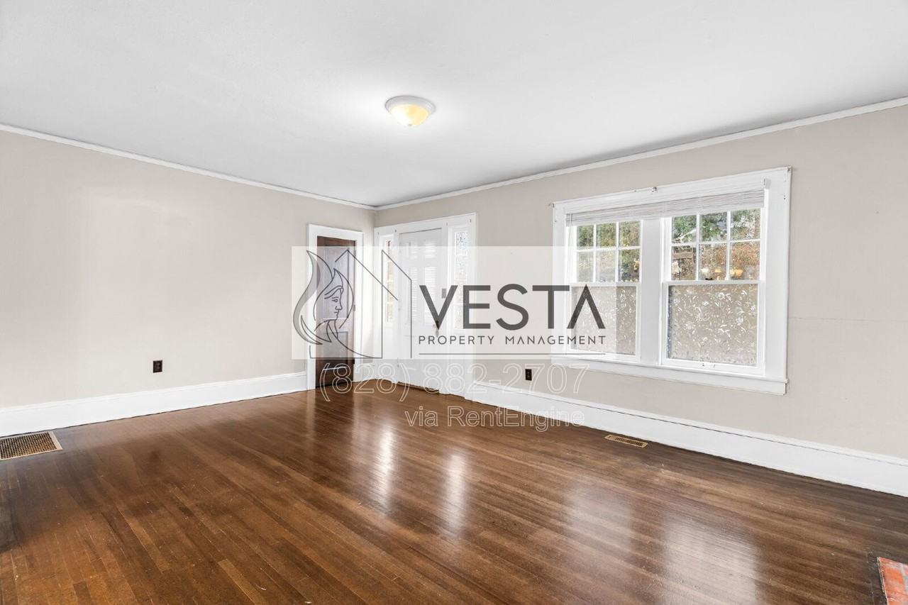 68 Maple St - Photo 6 of 34