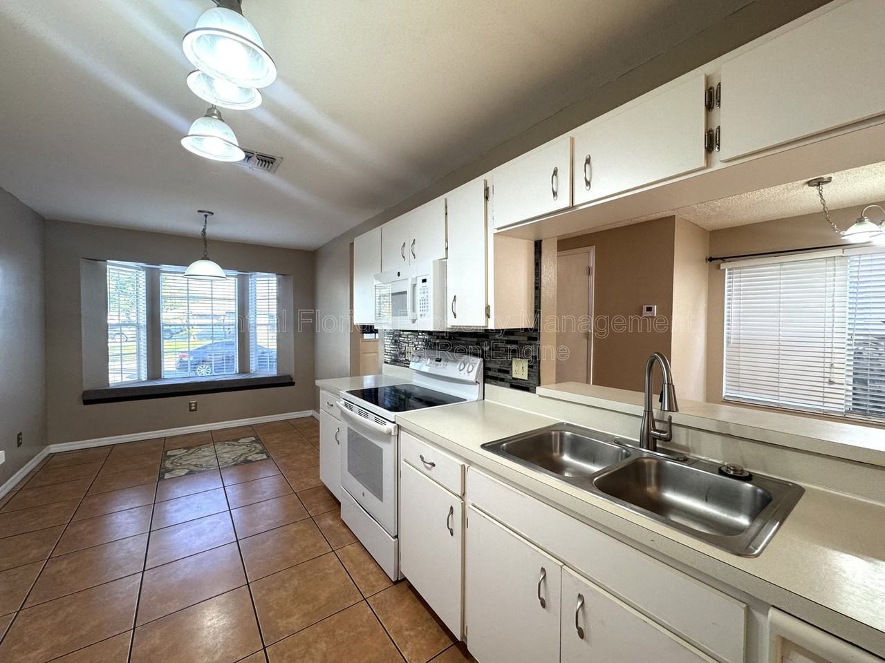 2802 Curry Village Lane - Photo 7 of 28