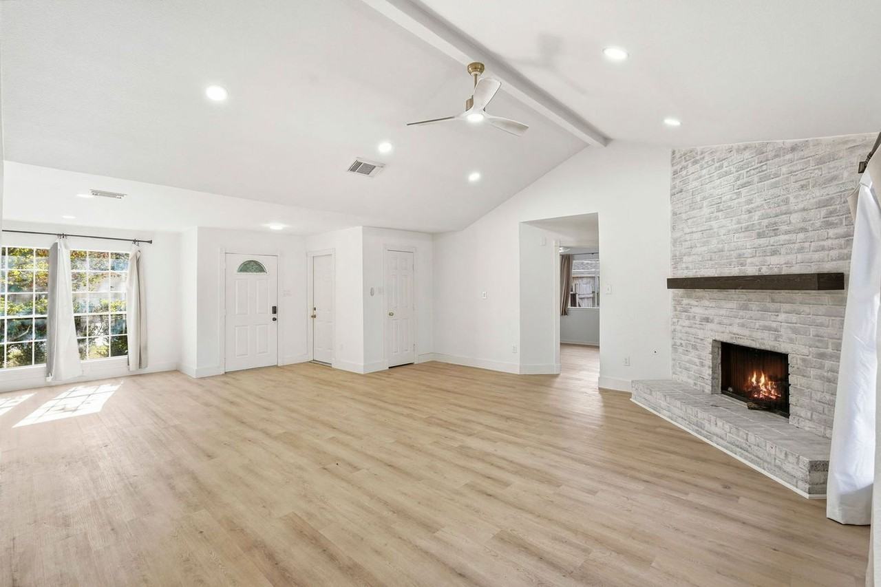 11011 Almond Grv - Photo 7 of 25