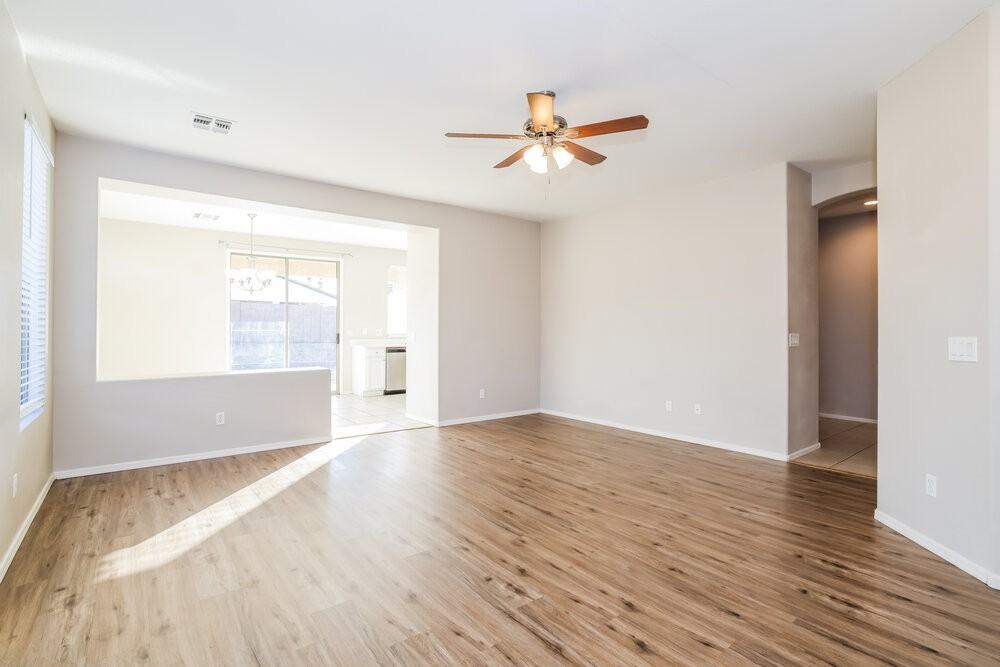 1931 South Noble - Photo 4 of 16