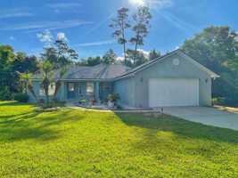 featured image of 932 Delcie Dr