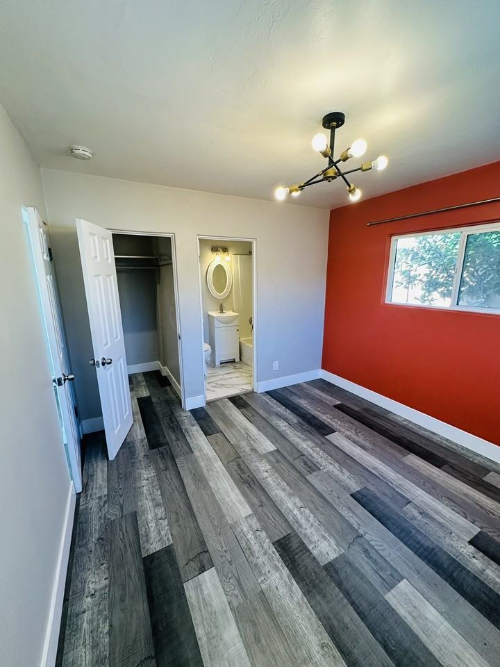 4230 42nd St #2 - Photo 2 of 17