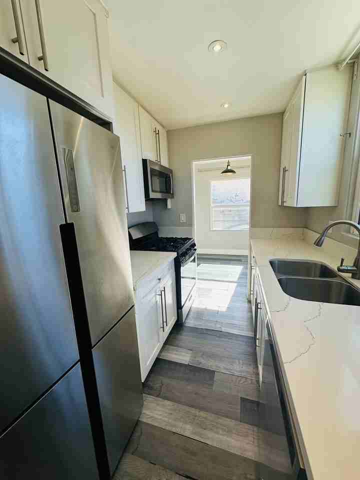 4230 42nd St #2 - Photo 6 of 17