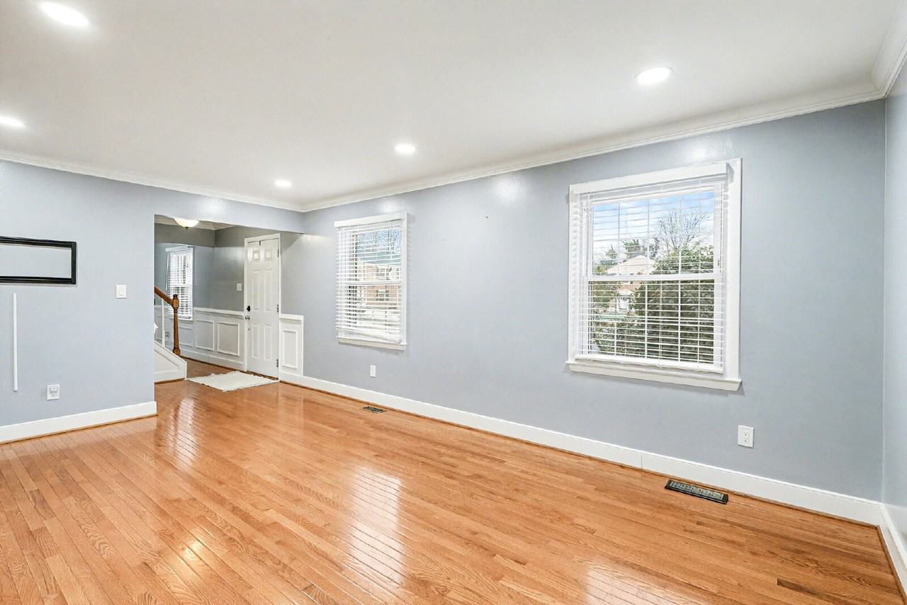 13603 Kincaid Place - Photo 3 of 23