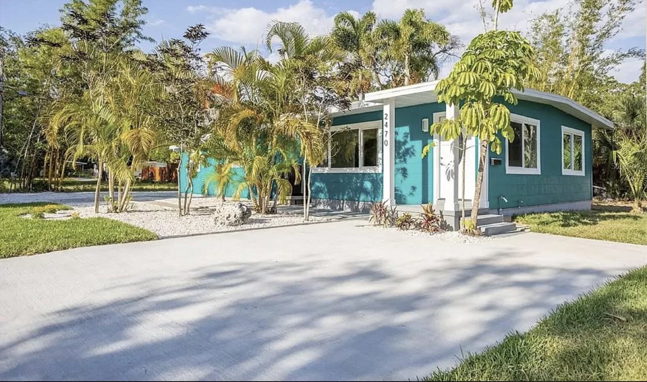 2470 47th St S - Photo 2 of 48