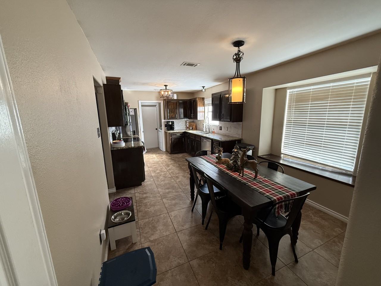 7137 Cano Ln - Photo 7 of 15