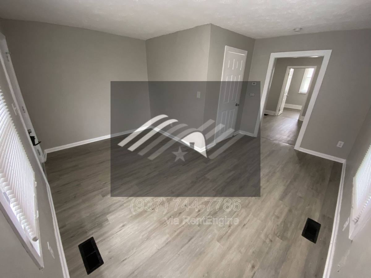 4702 Bryant Avenue #3 - Photo 7 of 10