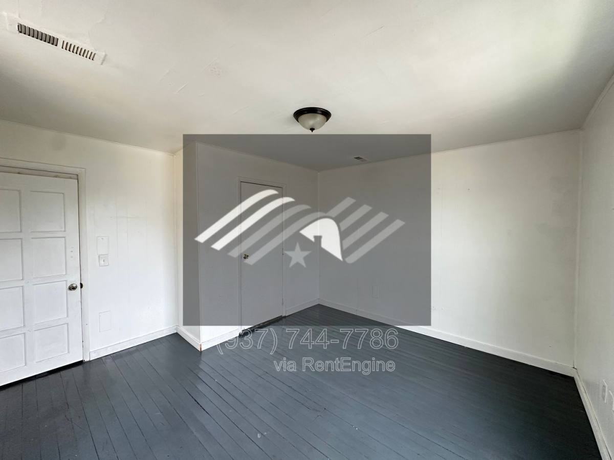 721 East Pearl Street #2 - Photo 3 of 8