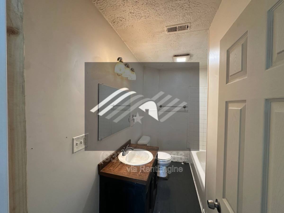 721 East Pearl Street #2 - Photo 5 of 8