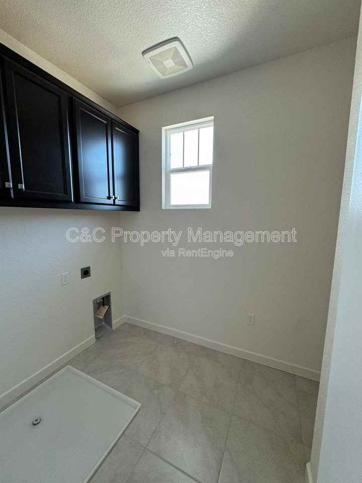 5339 Shenandoah Valley Lane - Photo 7 of 10