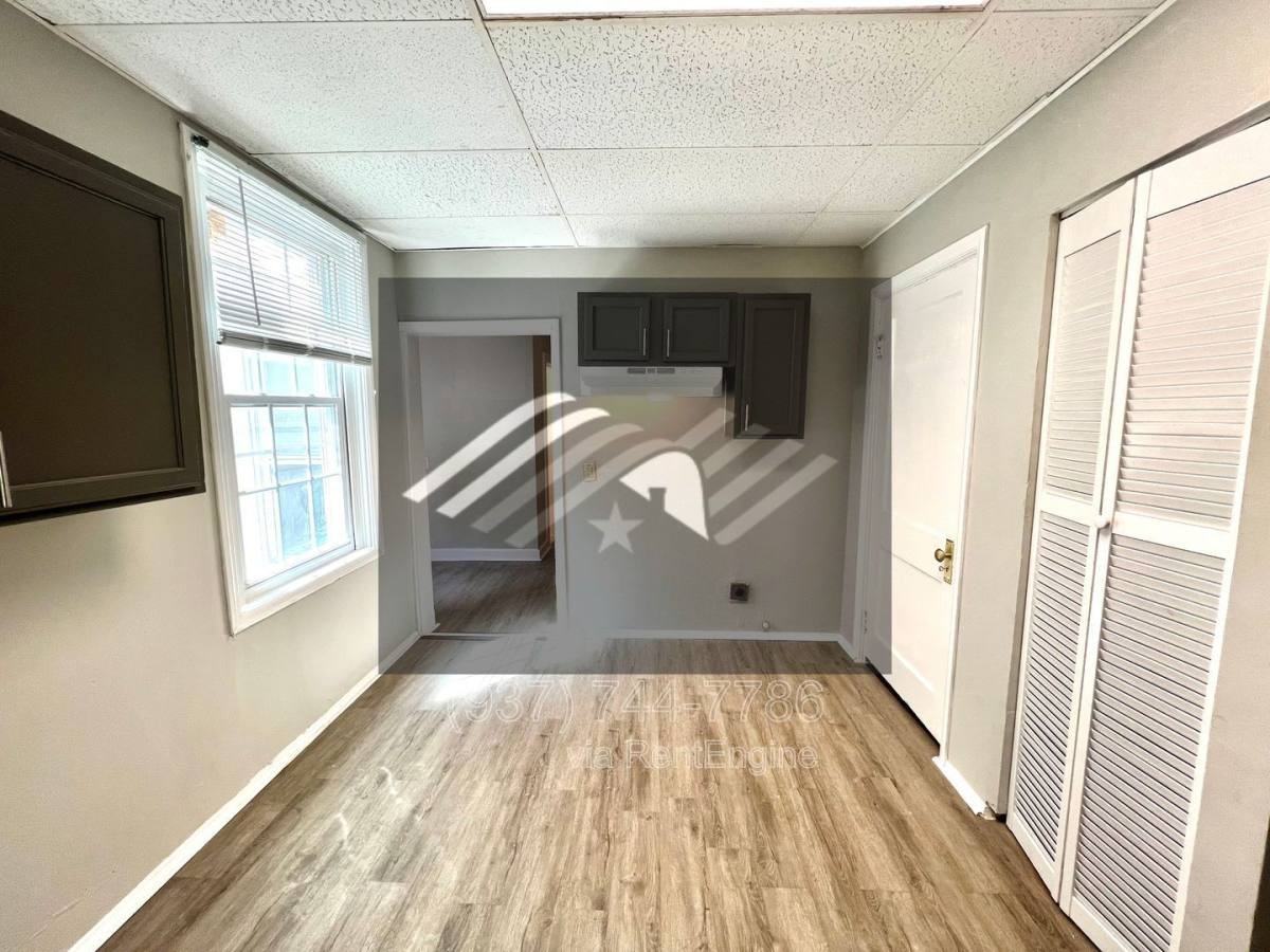 2212 Calumet Street #2 - Photo 5 of 10