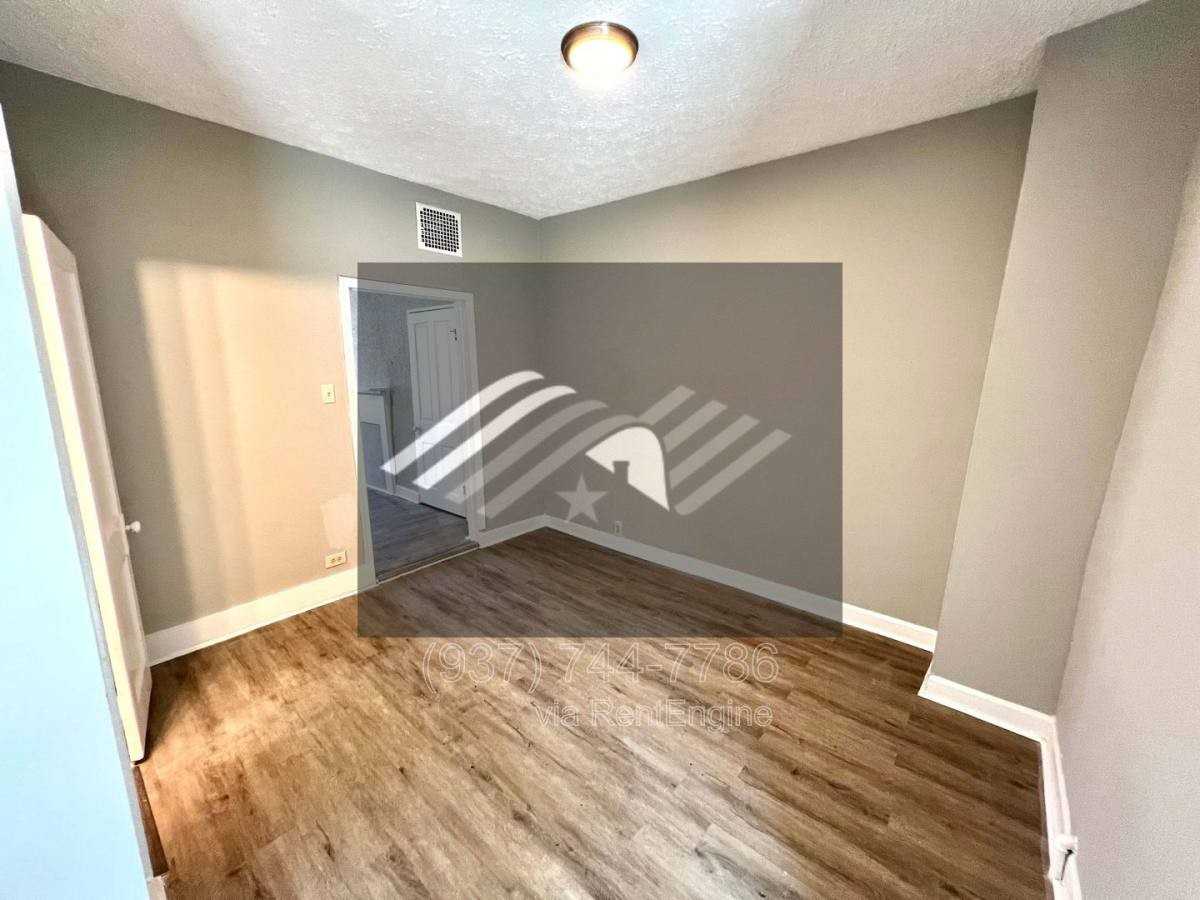 2212 Calumet Street #2 - Photo 7 of 10