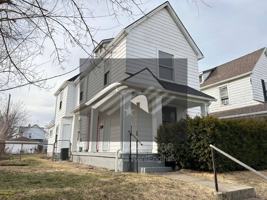 featured image of 211 Alaska Street