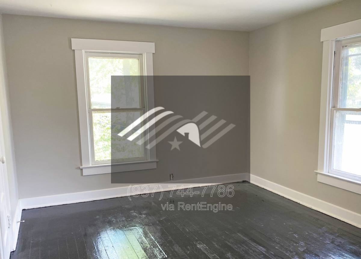 2141 Philadelphia Drive - Photo 2 of 10