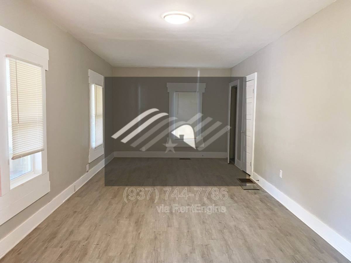 2141 Philadelphia Drive - Photo 3 of 10