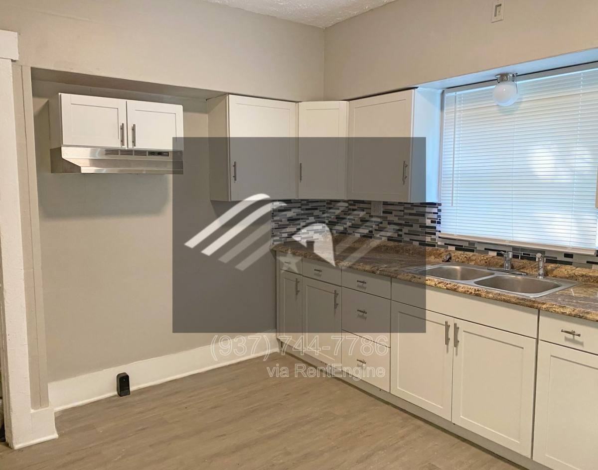 2141 Philadelphia Drive - Photo 4 of 10