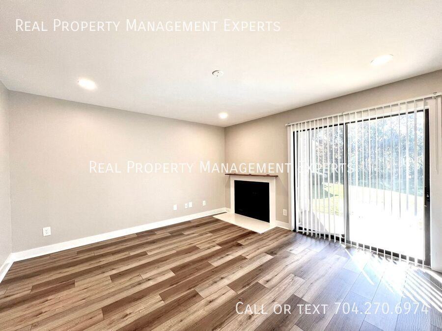 3021 Heathstead Place #B - Photo 4 of 16