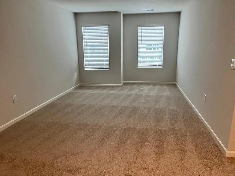 124 Grand Hickory Way - Photo 4 of 11