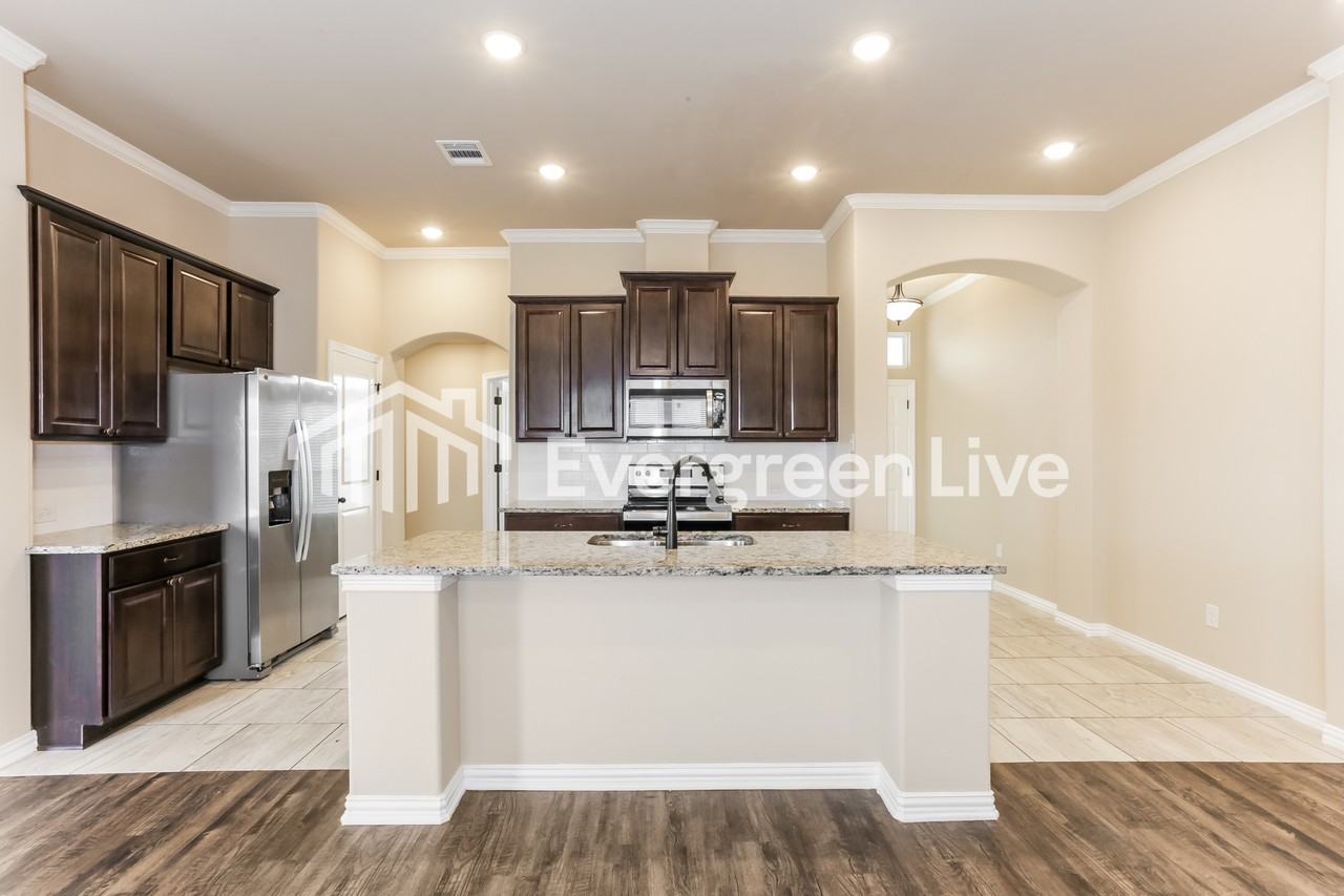 122 Harley Meadows Circle - Photo 5 of 15