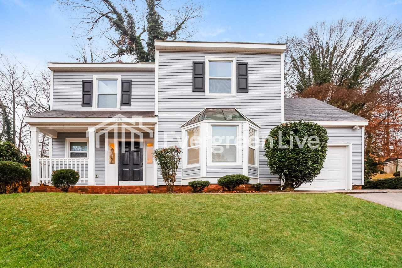 1129 Well Spring Dr - Photo 2 of 16