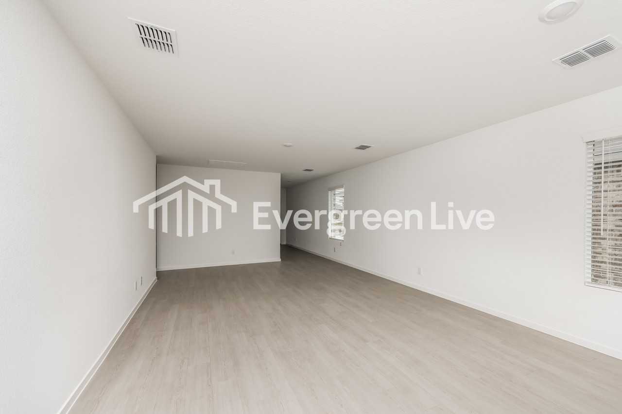 1211 Falcon Heights Dr - Photo 7 of 16