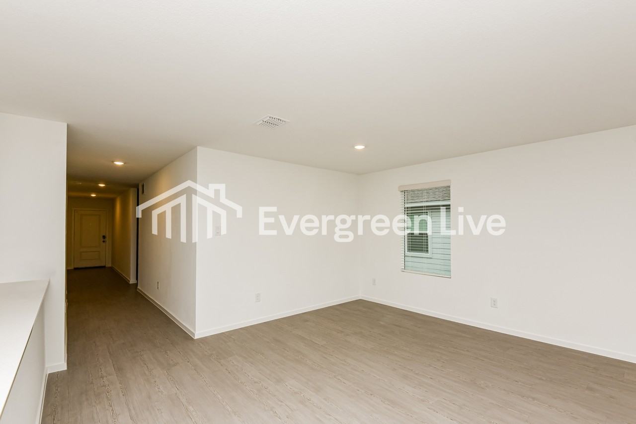 2256 Tierra Madre Blvd - Photo 6 of 16