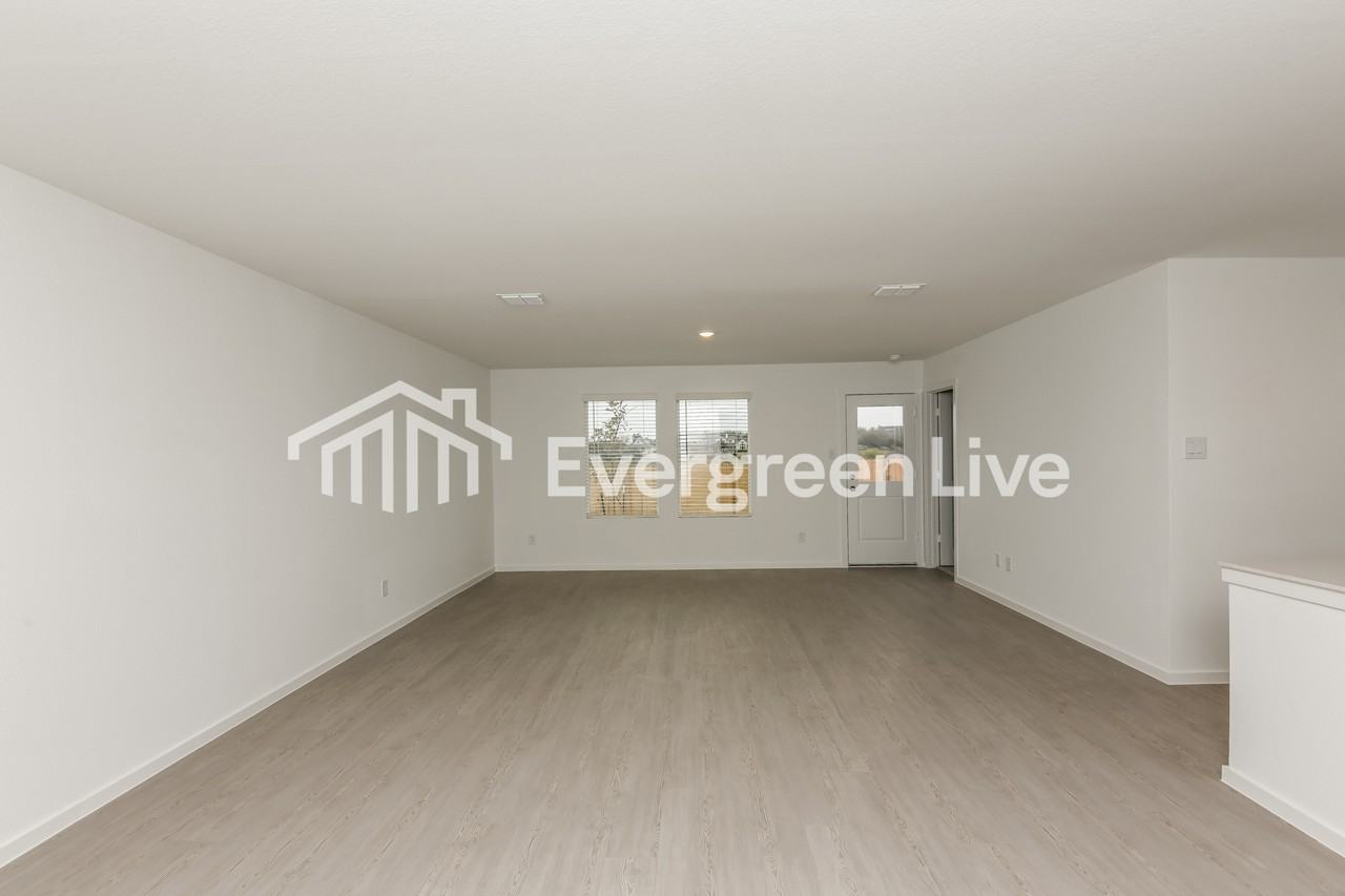 2260 Tierra Madre Blvd - Photo 7 of 16